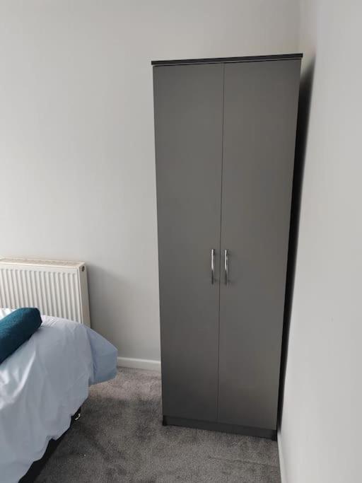 Cosy Brighouse 3 Bed House-Great For Contractors公寓 外观 照片