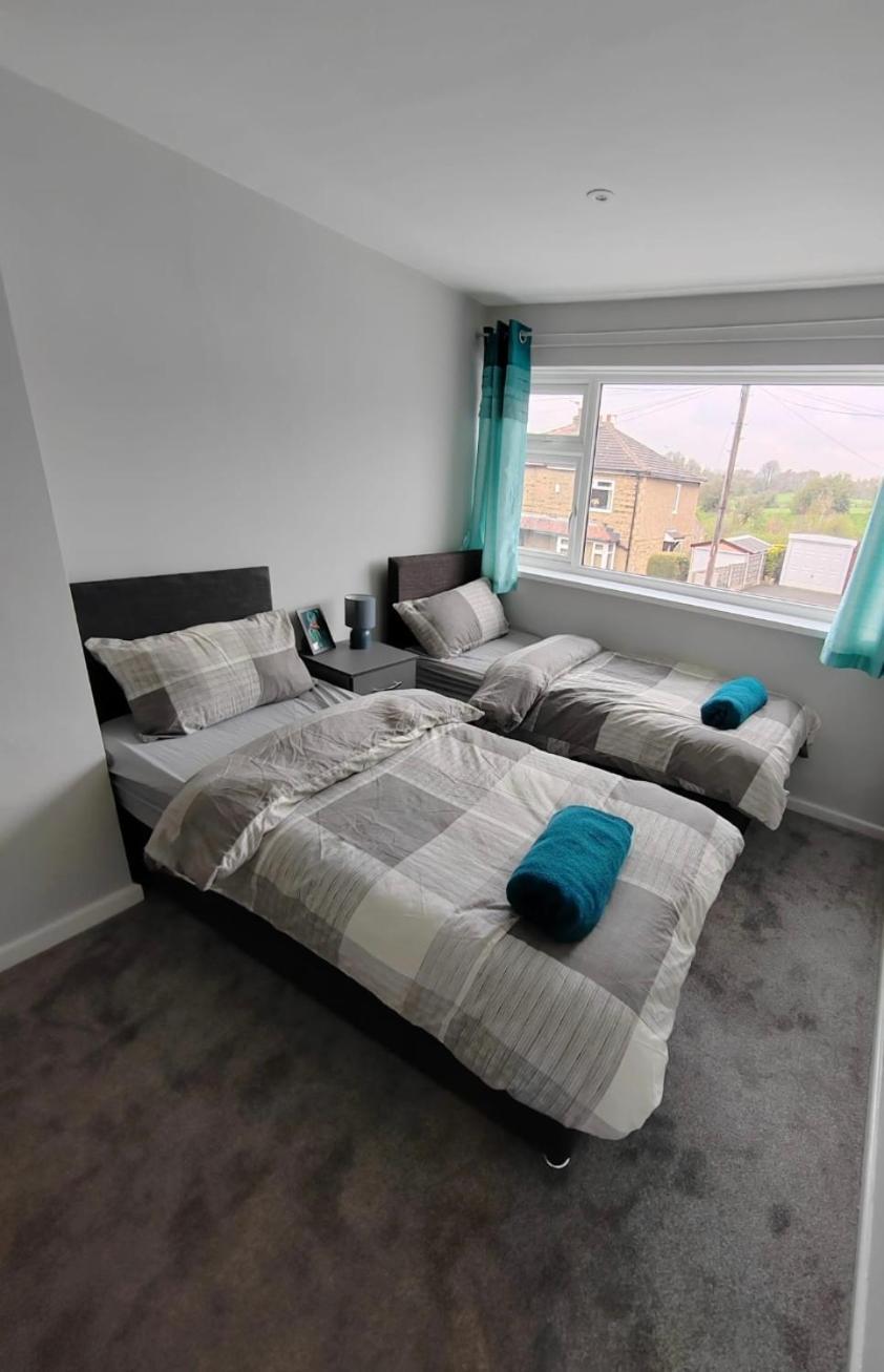 Cosy Brighouse 3 Bed House-Great For Contractors公寓 外观 照片