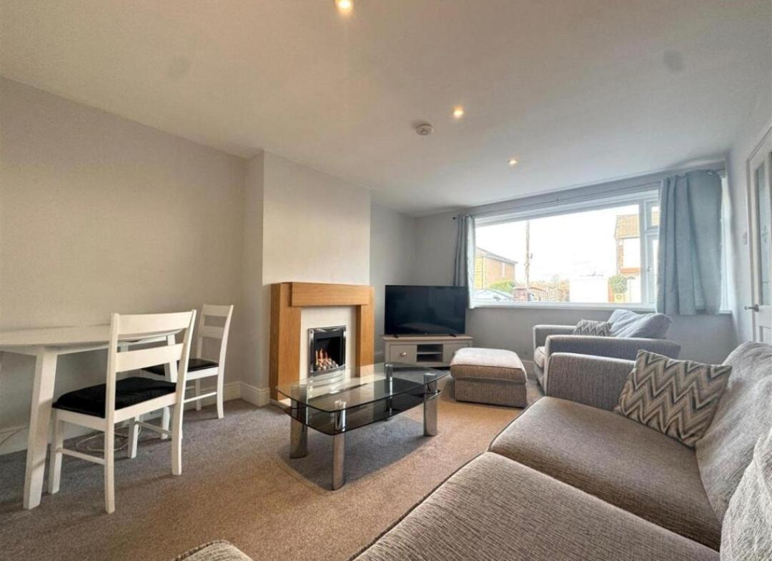 Cosy Brighouse 3 Bed House-Great For Contractors公寓 外观 照片