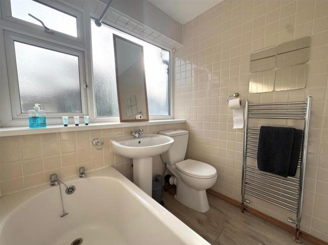 Cosy Brighouse 3 Bed House-Great For Contractors公寓 外观 照片